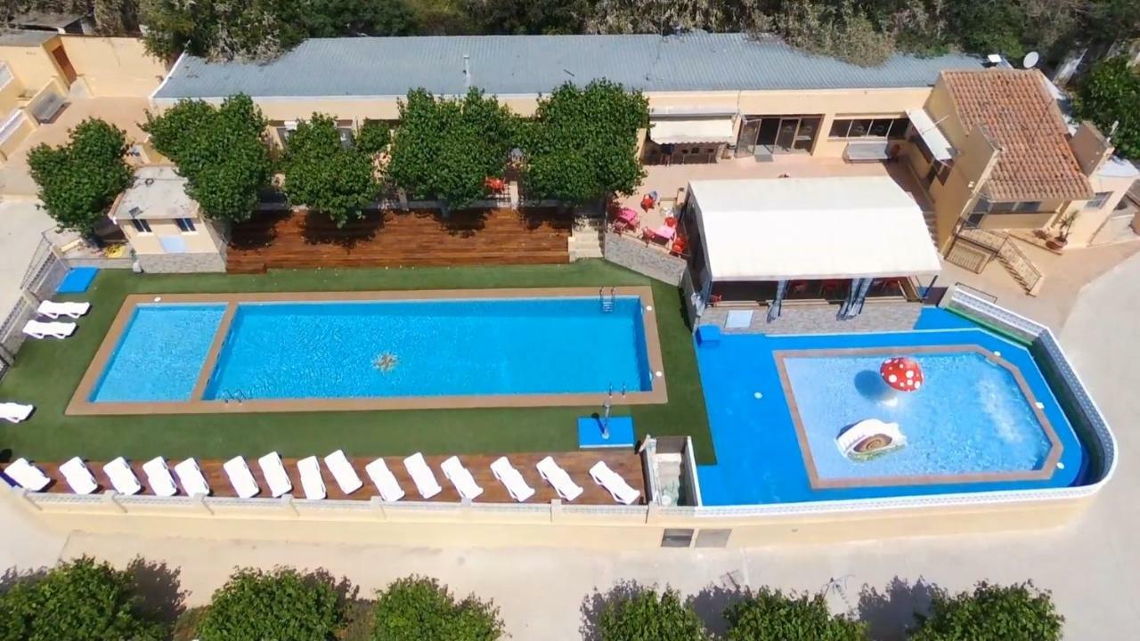 Camping Victoria Canet De Mar Exteriér fotografie